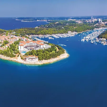 Pet Friendly Apartment In Pula With Wifi Exterior photo