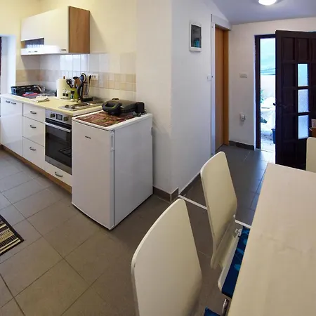 Pet Friendly Apartment In Pula With Wifi Exterior photo