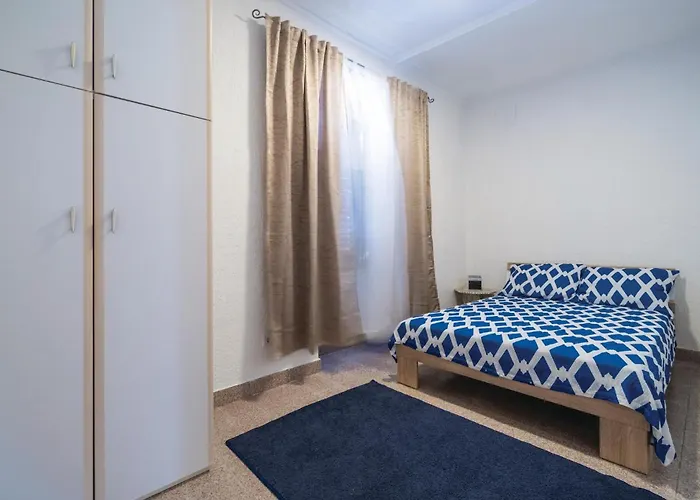 Pet Friendly Apartment In Pula With Wifi