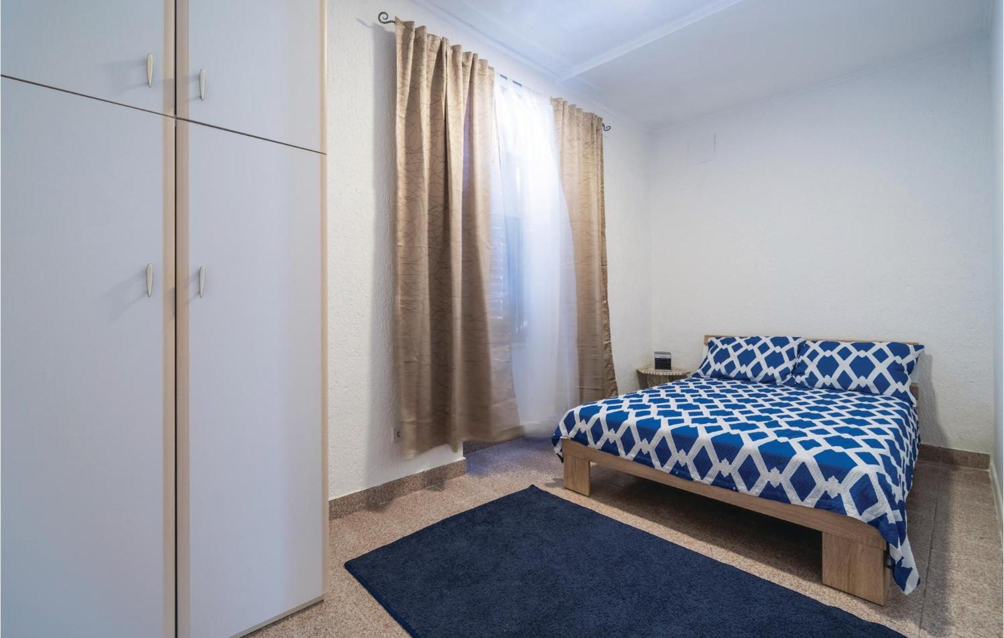 Apartment Pet Friendly In With Wifi